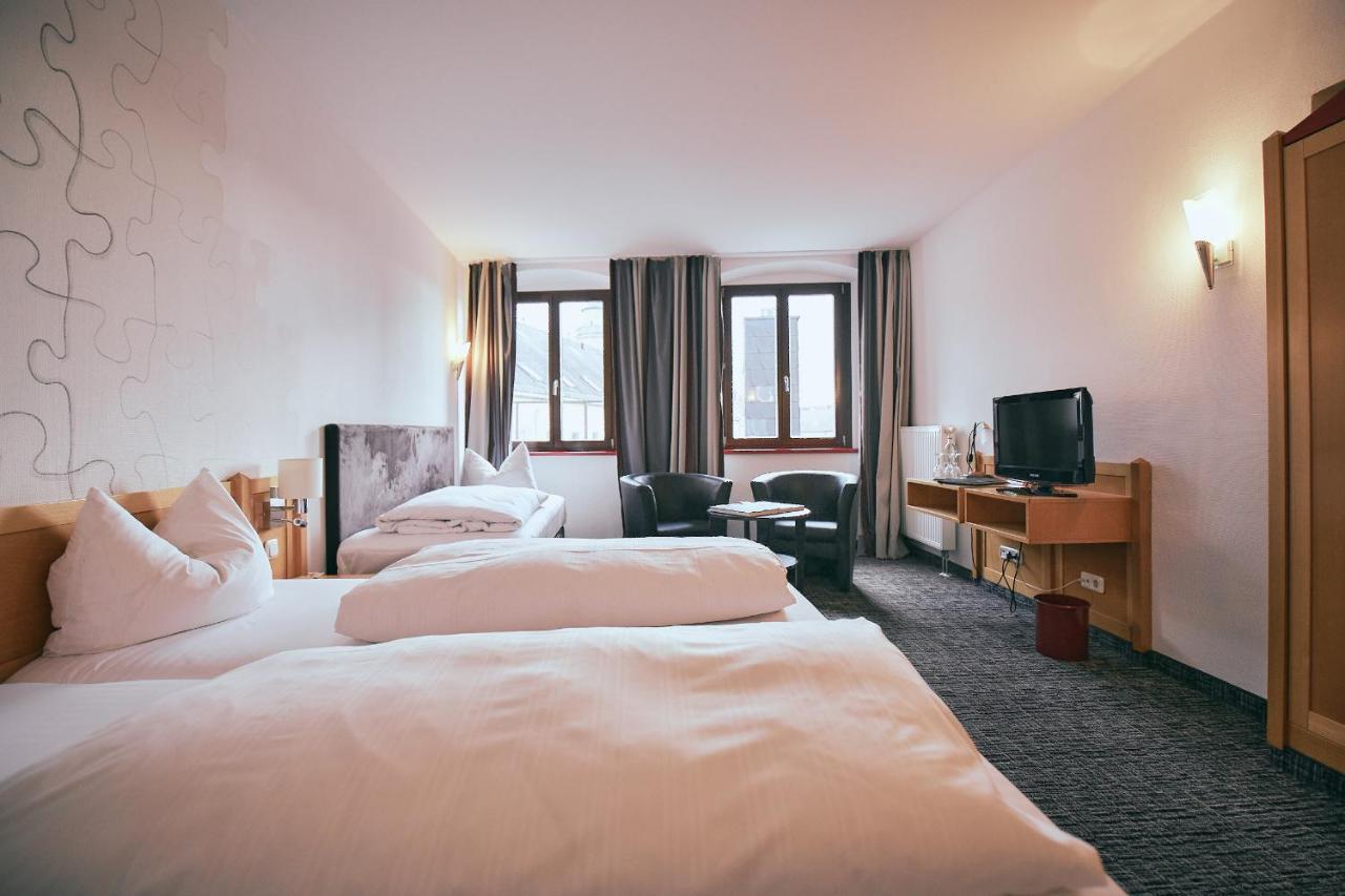 Hotel Roter Hahn Regensburg Exterior photo
